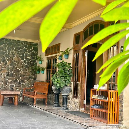 Good Feeling Ijen Banyuwangi Hostel Banyuwangi  Bagian luar foto